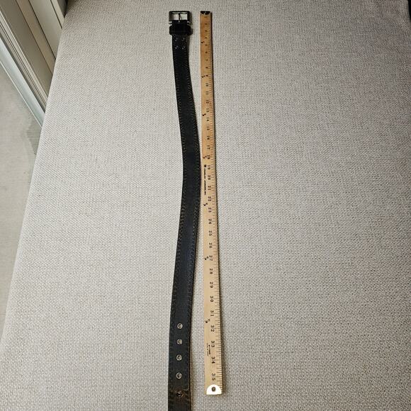 Buckle Black Leather Belt Bolt Detail Thick Leather Black & Silver 30 - 34 - Picture 4 of 6